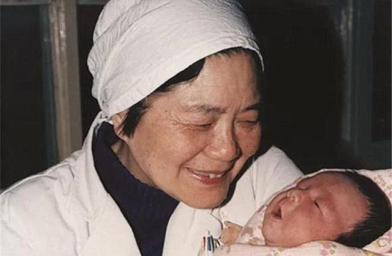 河南当初第一例“试管婴儿”的现状，32年之后恐怕出乎很多人的预料